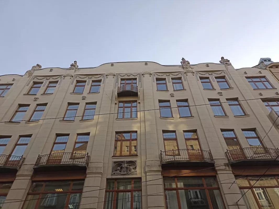Address: Kopernyka Street, 3, Lviv, 79000, Ukraine