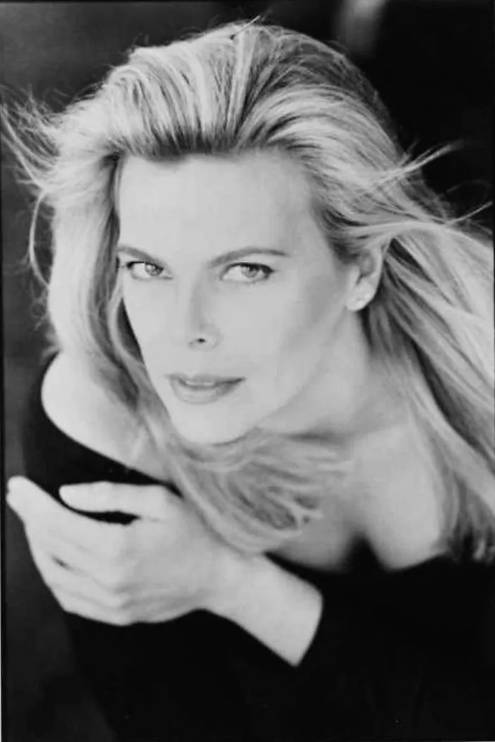Laura M. Robinson - Wikipedia