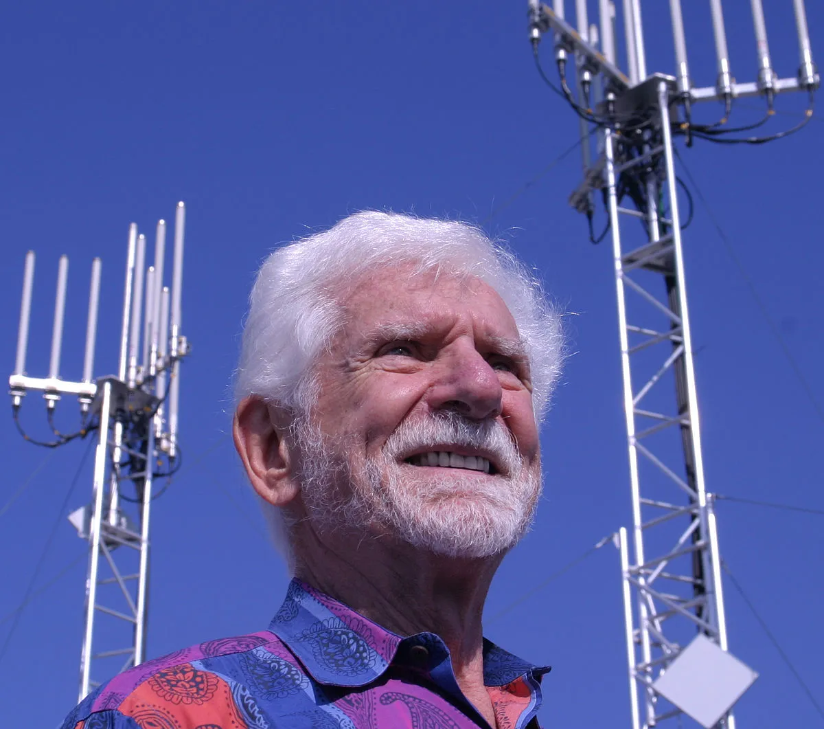 Martin Cooper (inventor) - Wikipedia