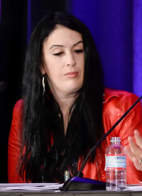 Rhianna Pratchett - Wikipedia