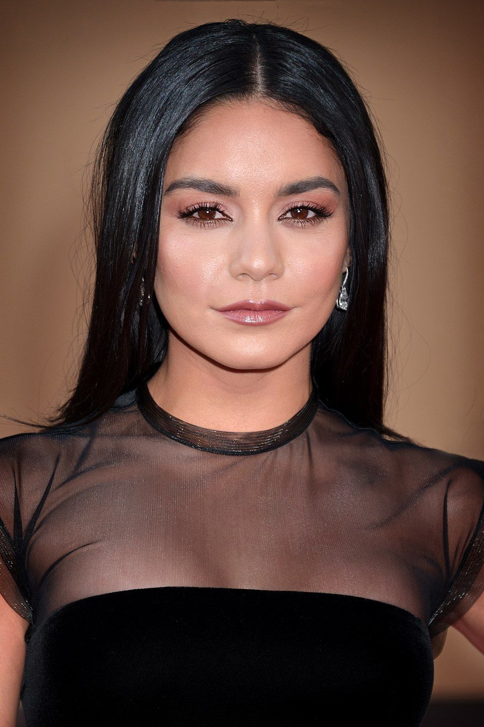 Vanessa Hudgens - Wikipedia
